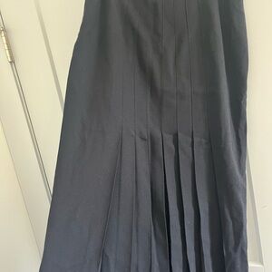 Anne Klein Black Pleated Skirt